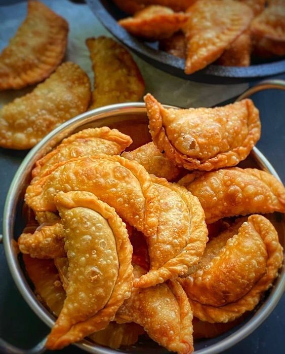 kajjikayalu